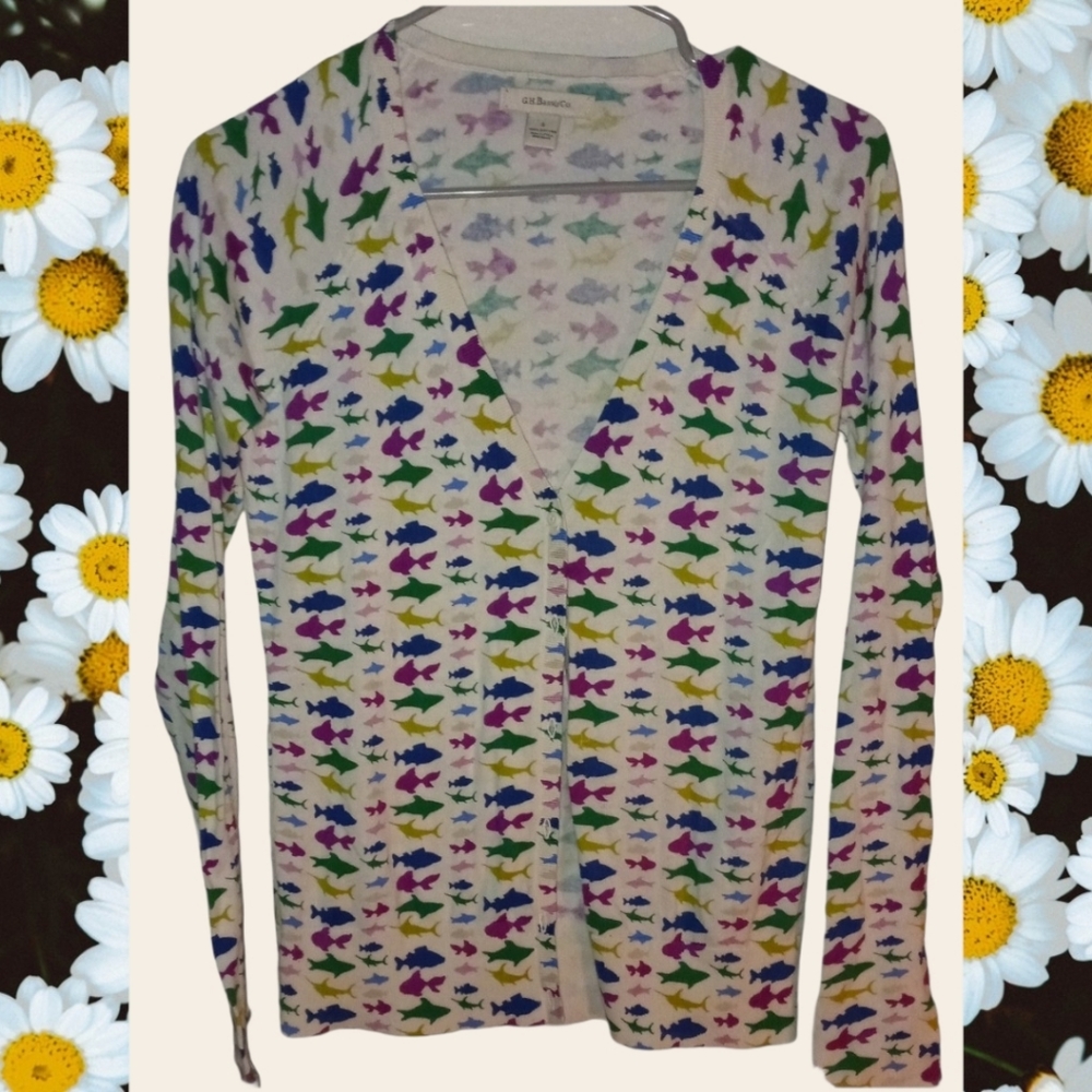 G.H. bass Co fish cardigan sweater s